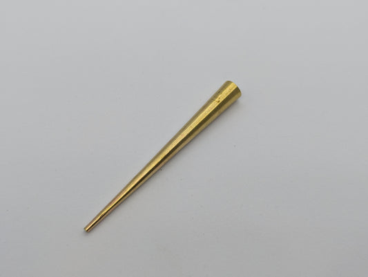 Hole puncher (for teapot)