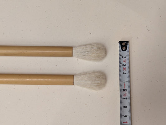 Mizufuruki brush